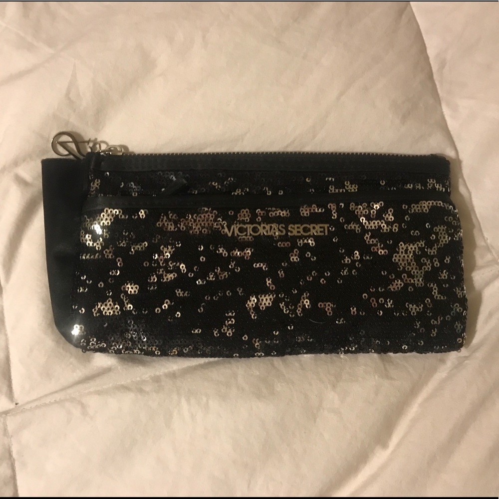 Sequence Clutch/ makeup bag